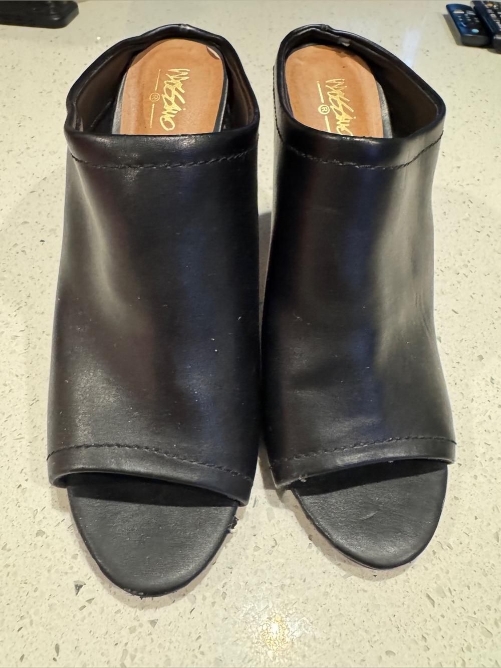 Mossimo black booties